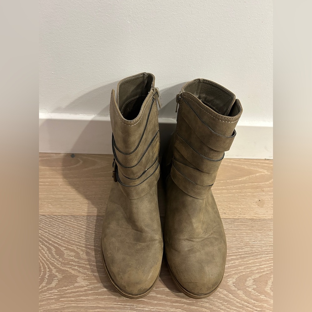 Tan ankle boots with straps and buckles